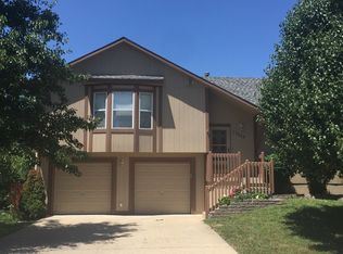 17240 S Walter St, Gardner, KS 66030