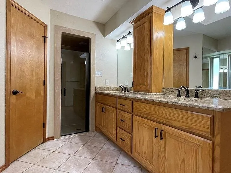 6340 Grauton Dr — Photo 60