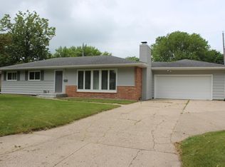 1112 Lincoln Ave, Owatonna, MN 55060
