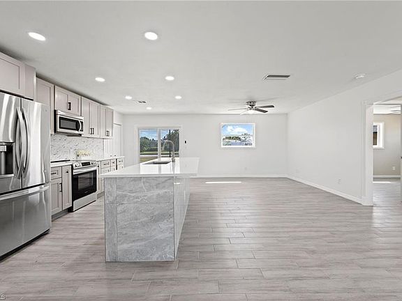 5th image of 17299 Phlox DR