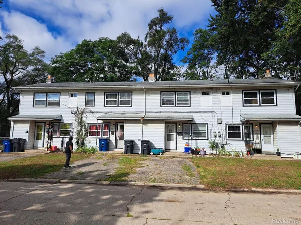2026 Ellsworth St, Westland, MI 48186
