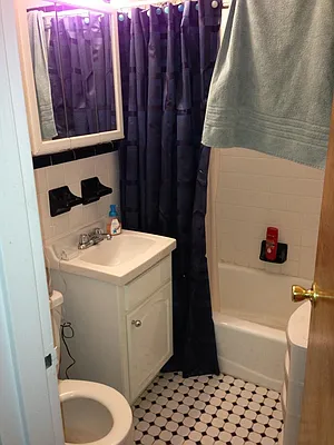 Rented by America Mecca Realty LLC | media 26