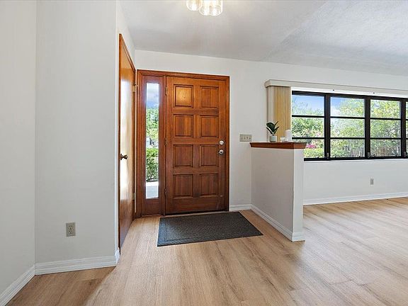 5th image of 319 Alcazar St
