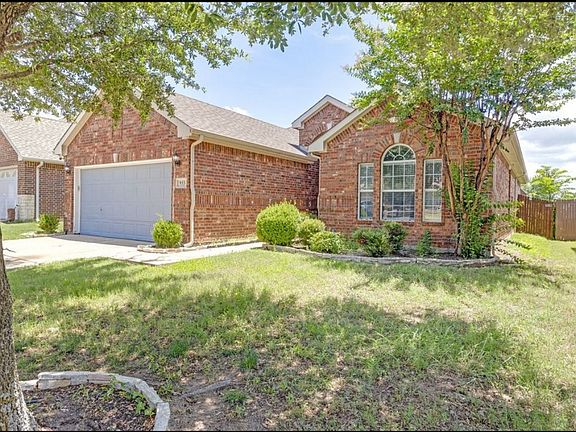 2nd image of 933 Bens Dr