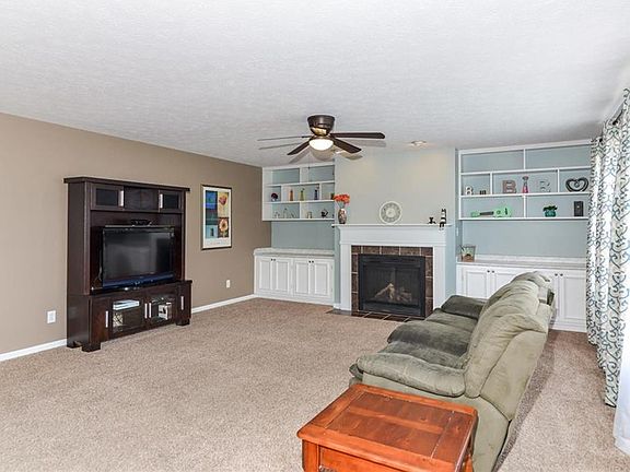5th image of 7817 Parkdale Dr