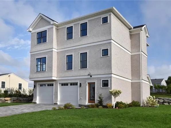 40 Birch St, Narragansett, RI 02882