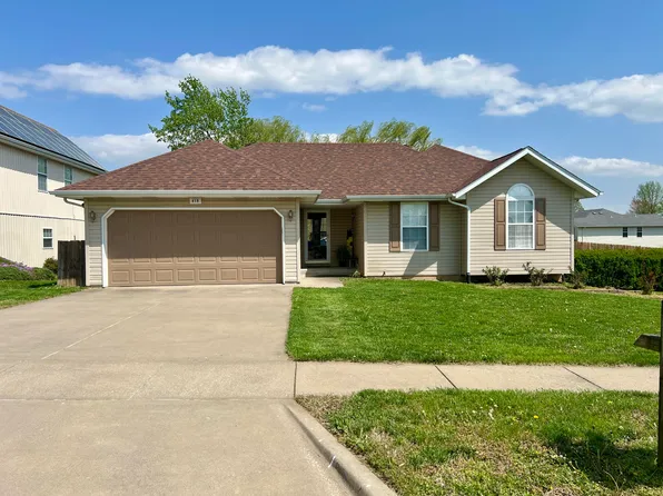 418 N Harrington Drive, Republic, MO 65738