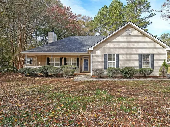 1857 High Green Dr, Statham, GA 30666