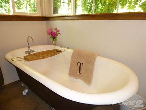 Clawfoot Tub
