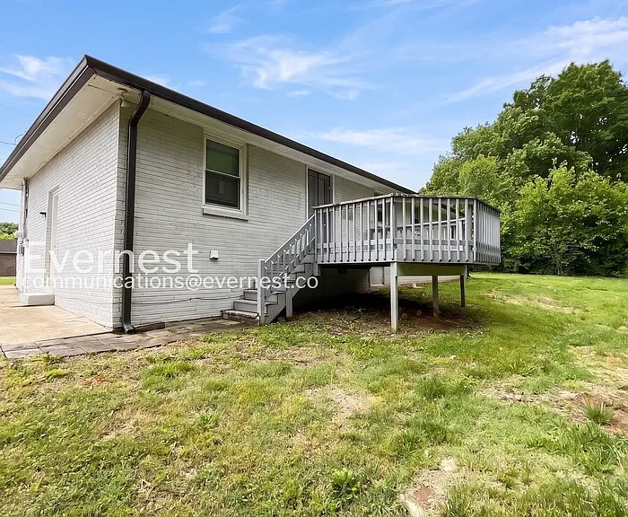 212 Branch Trl — Photo 16