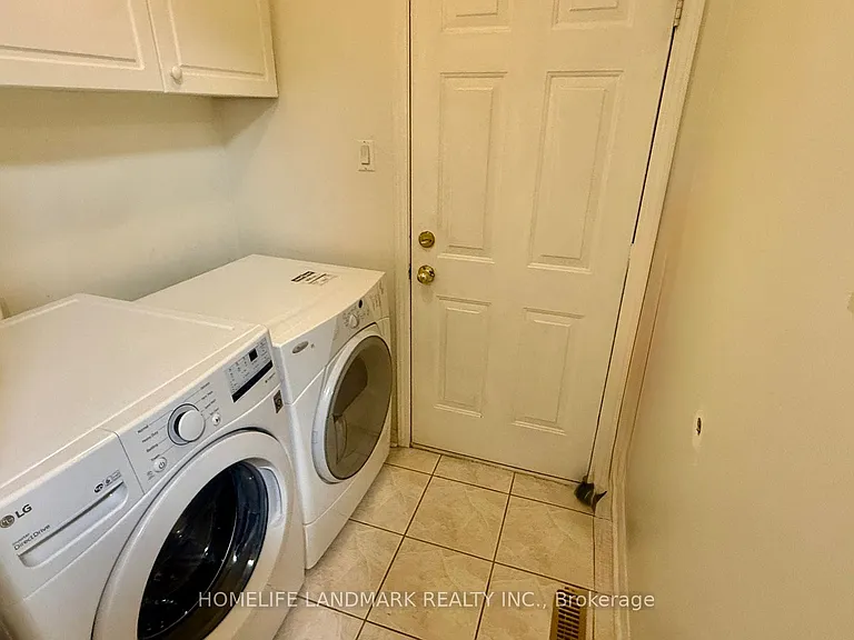 25 Grover Hill Ave — Photo 10