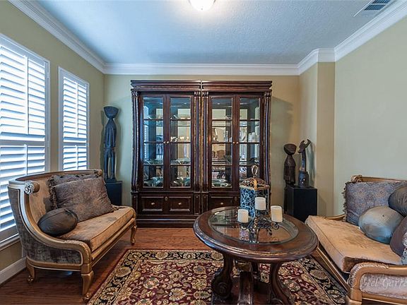 4th image of 12006 Legend Manor Dr