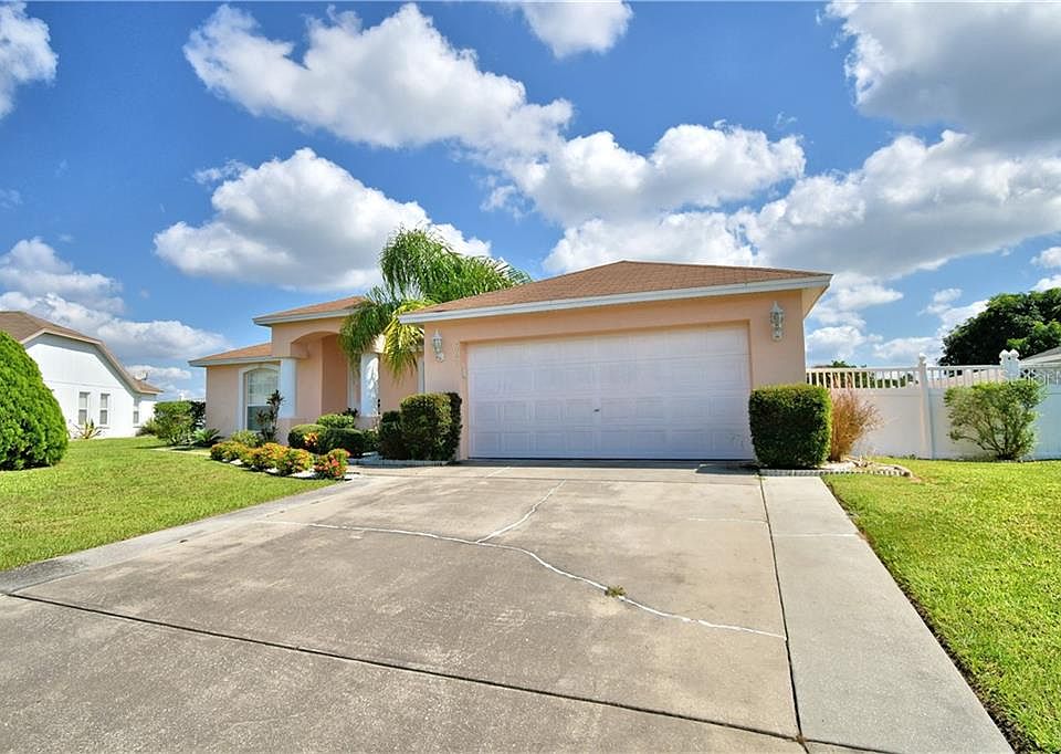 1st image of 1009 Highland Crest Cir