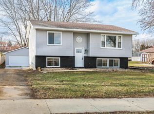 621 1st Ave NE, Byron, MN 55920
