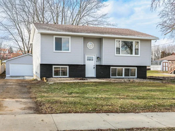 621 1st Ave NE, Byron, MN 55920