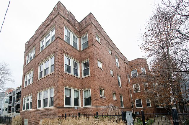 1st image of 1622 W Diversey Pkwy APT 1A