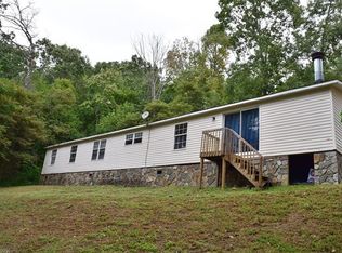 81 Spring Mountain Rd, Fairview, NC 28730