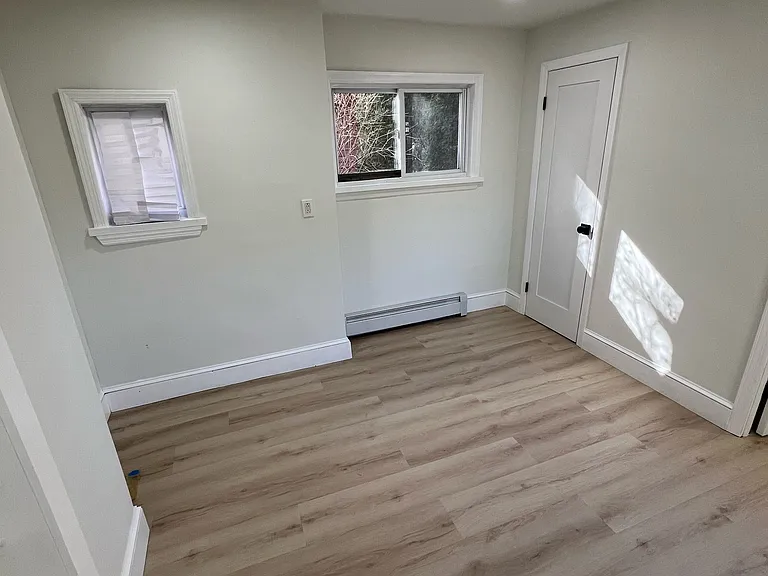 8 Thomas St #1 — Photo 10