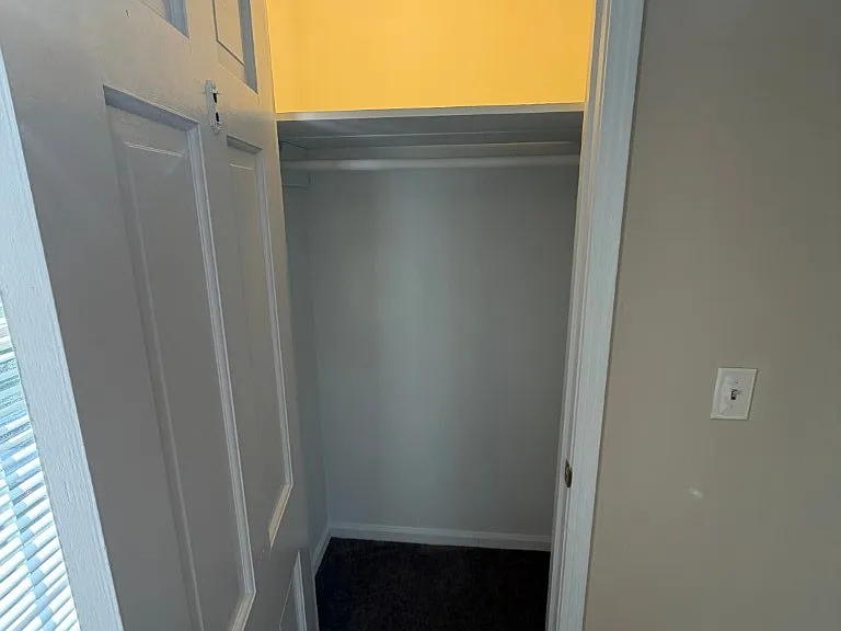 1600 Parklawn Dr — Photo 20