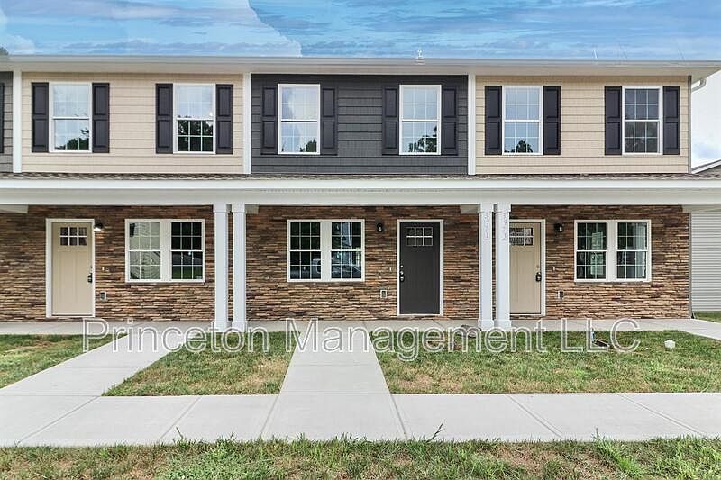 1st image of 3971 Newhall Dr NW