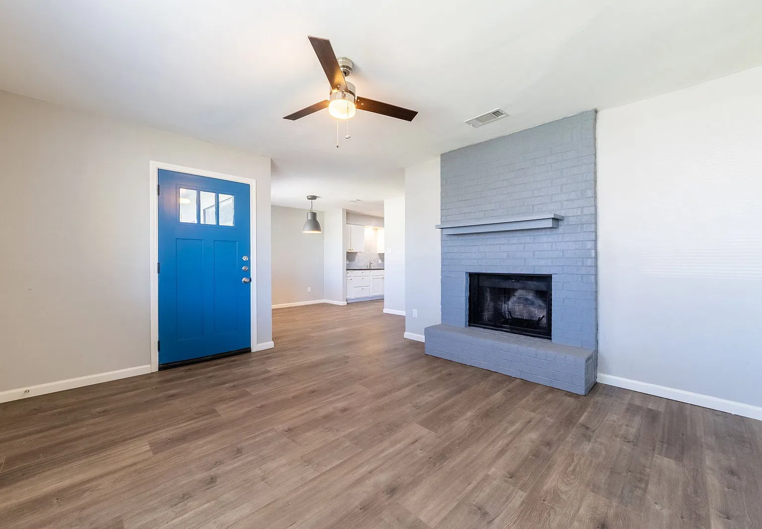 2 bed, 2.0 bath, 861 sqft, $1,450 — Photo 1