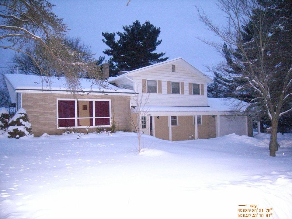 Front of house looking south from Quakezik Street.