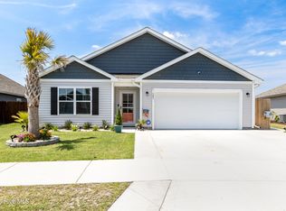 303 Cleat Dr, Surf City, NC 28445