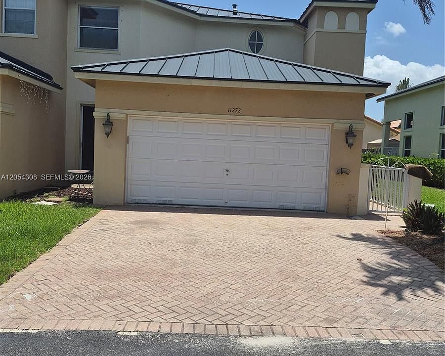 1st image of 11272 NW 54th Ter #11272