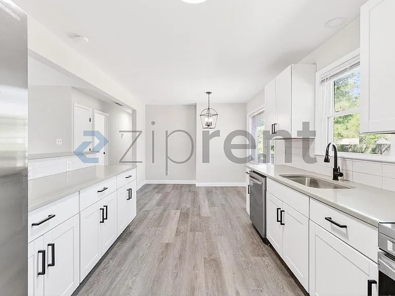 318 Nugget Ct — Photo 7