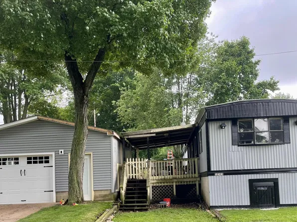 32523 Wooddale Dr, Lisbon, OH 44432