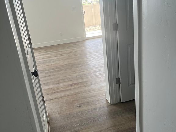 4th image of 1003 Coral Charm Way