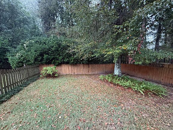 2nd image of 2017 Gardenbrook Ln