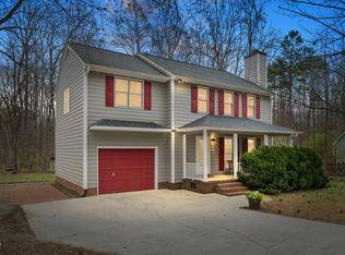 104 Pointe Pl, Hillsborough, NC 27278
