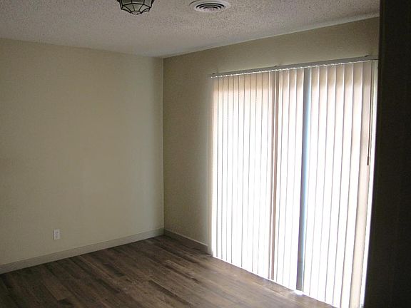 5th image of 1108 W 2nd St #1114