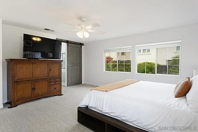 1058 Bells Dr — Photo 27