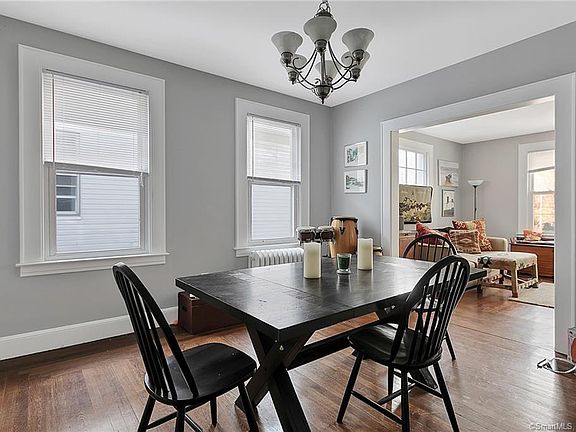 4th image of 109 Davis St Floor 2