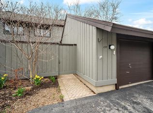 133 E Parkfield Ct, Racine, WI 53402