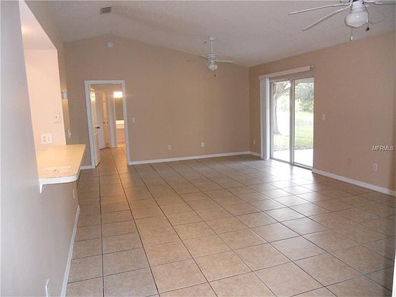 5th image of 11851 Clair Pl