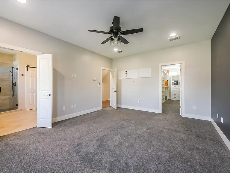 2422 Hadley St — Photo 32