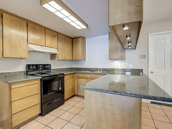 2nd image of 10485 El Mercado Dr
