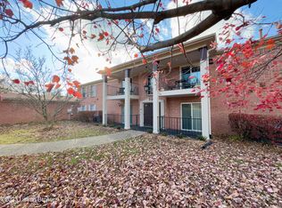 102 Forest Park Rd #100, Louisville, KY 40223