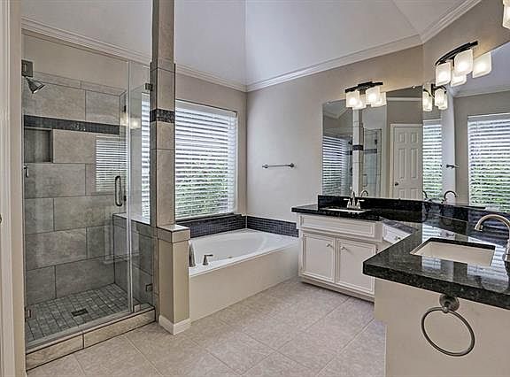 5th image of 1107 Whisper Trace Ln