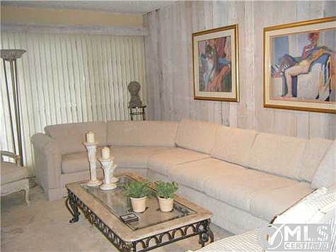 3rd image of 13873 Royal Palm Ct APT A