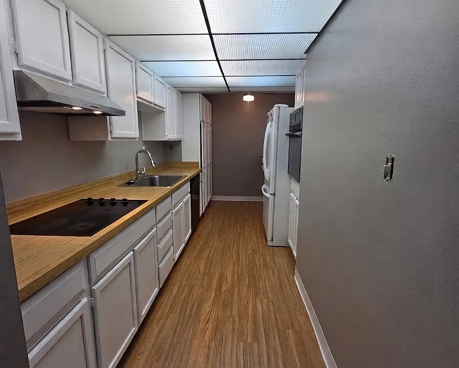 750 Royal Crest Cir #342