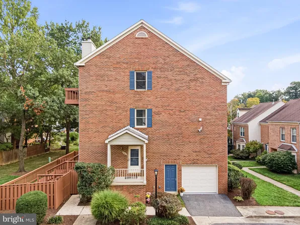 7561 Chrisland Cv, Falls Church, VA 22042