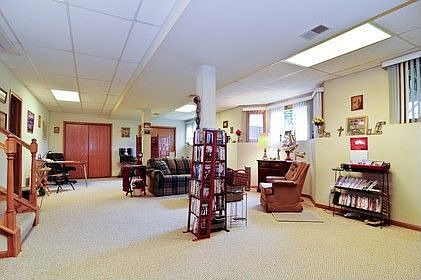 5th image of 11100 Prospect Pl