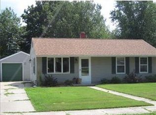 516 W Elm St, New Carlisle, IN 46552