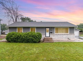 10209 Clinton Ave S, Bloomington, MN 55420