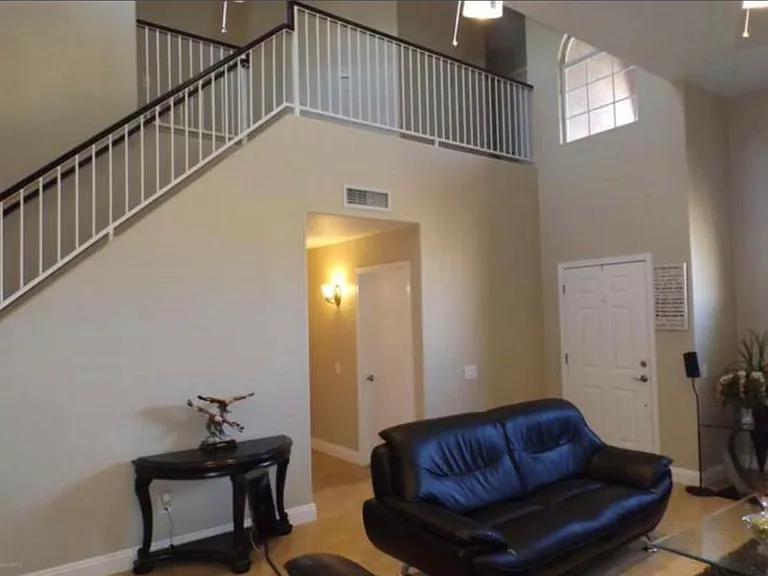 3211 E Behrend Dr — Photo 6