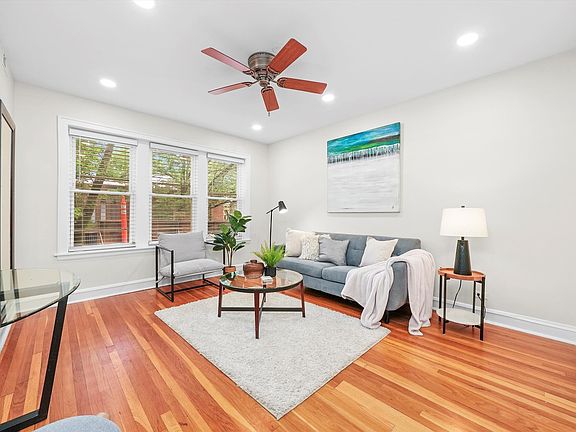 3rd image of 535 W Eugenie St #1